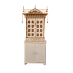 16 Bell White Vadakkumnathan Ambalam with Stand